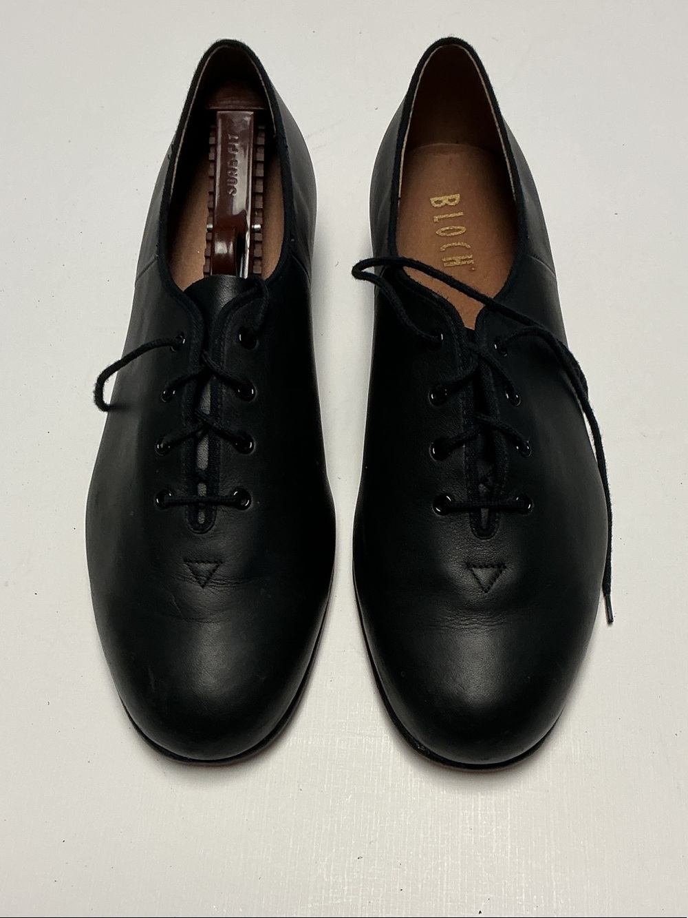 Bloch Black Leather Lace-Up Oxfords